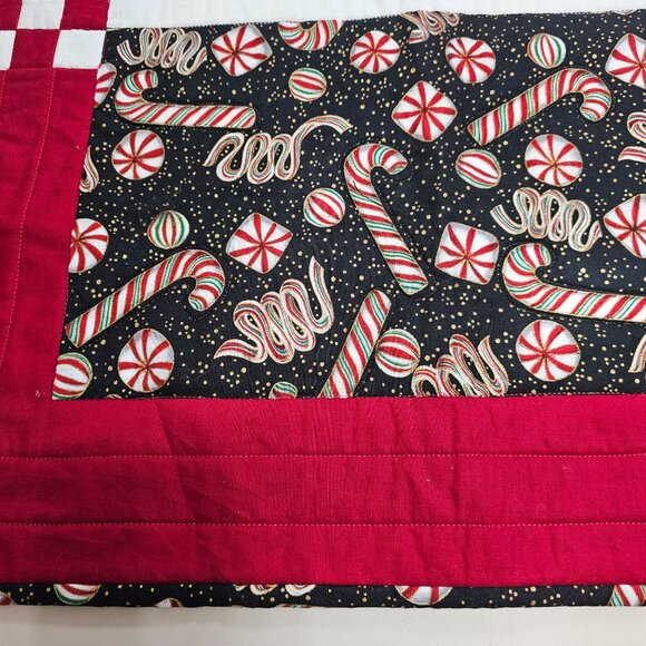 Handcrafted Christmas Quilted Placemats 20x14.5" set/2 peppermints black red whi - Picture 5 of 10